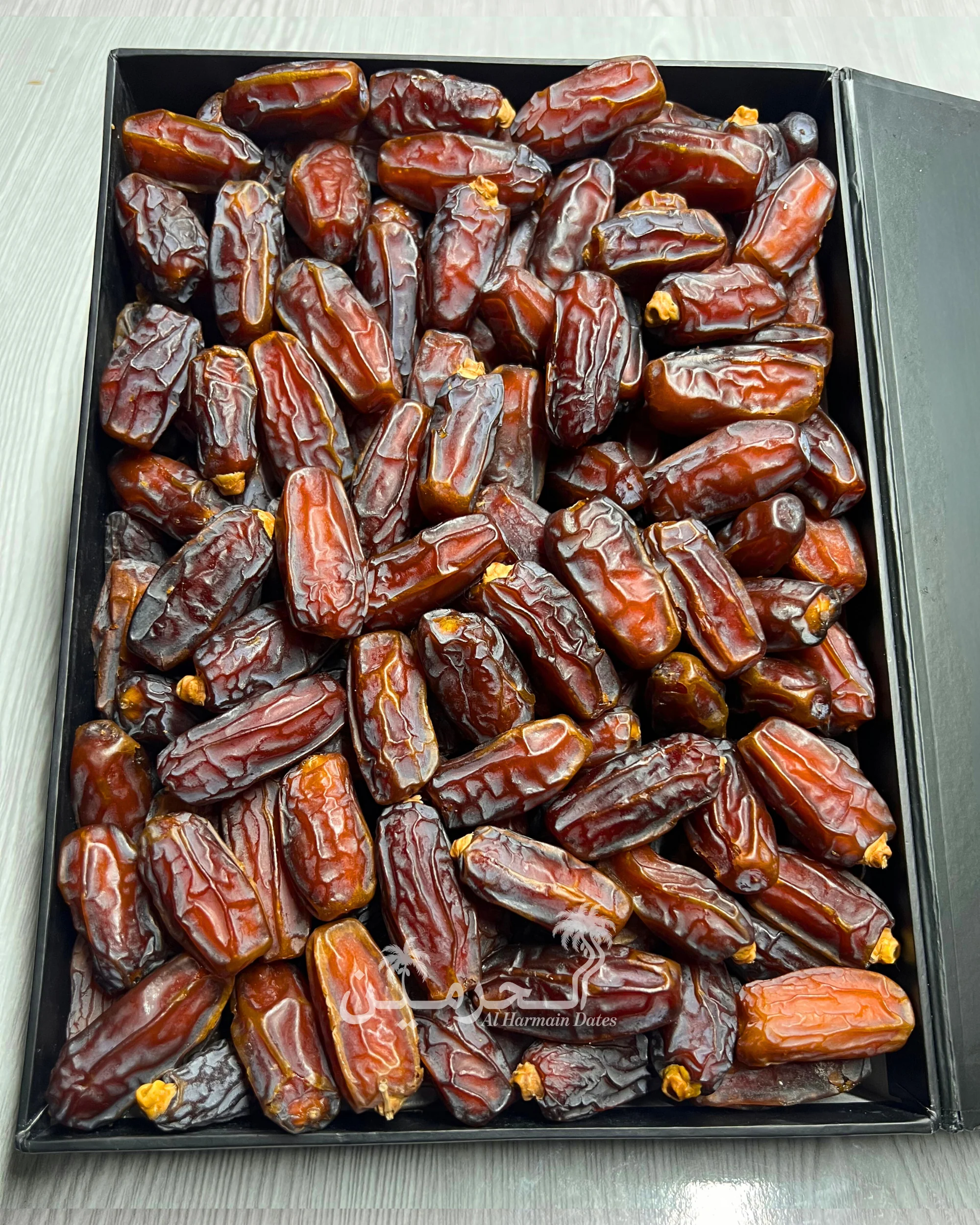 Mabroom Premium Khajoor - Royal Arabian Treat - Image 3